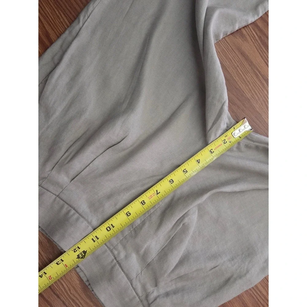 Babaton Aritzia Women Khaki Linen Viscose Pleated Tapered Pants‎ Size 6